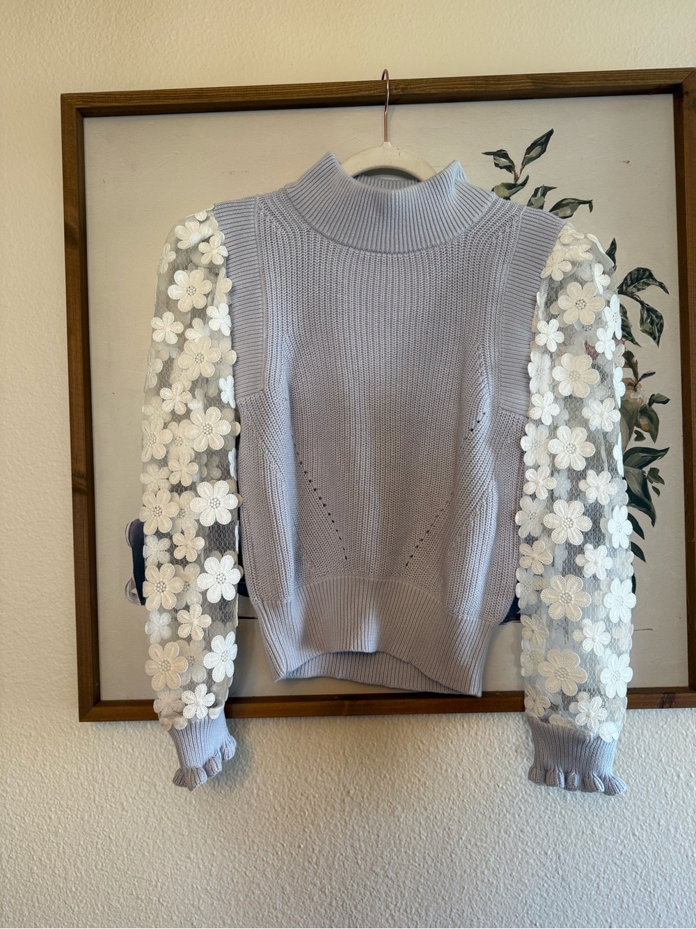 Light‎ Lavender Blue Floral-Sleeve Mock Neck Sweater